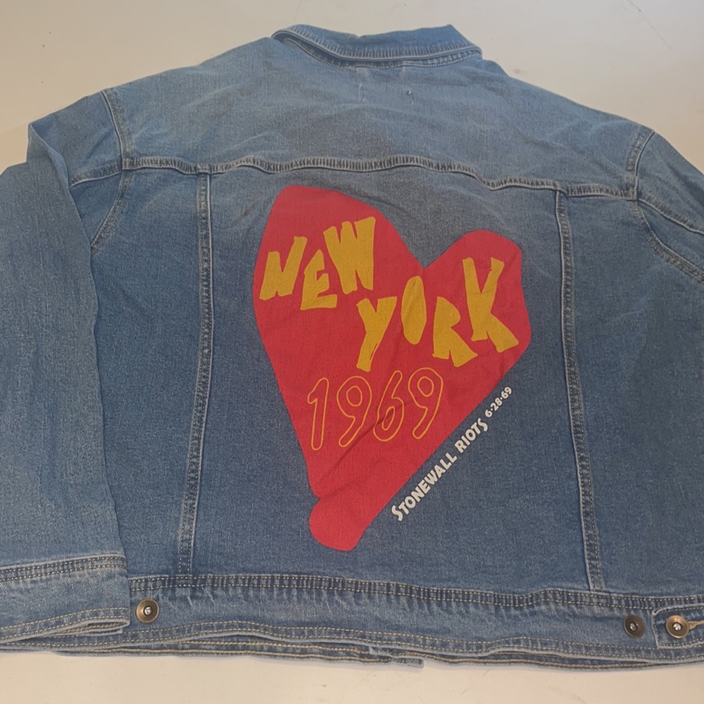 PRIDE-INSPIRED Adult Artist Design New York 1969 Denim Jacket XXL NWT - Picture 4 of 7